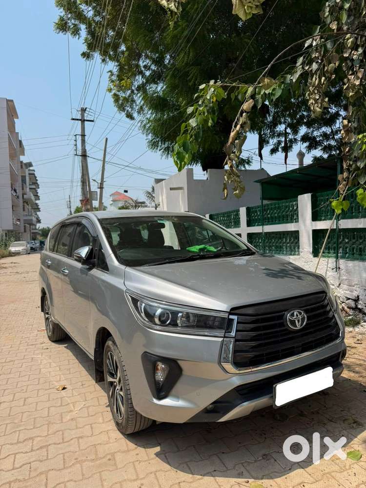 Toyota Innova Crysta [2020-ongoing] 2.4 Zx At 7 Str, 2022, Diesel