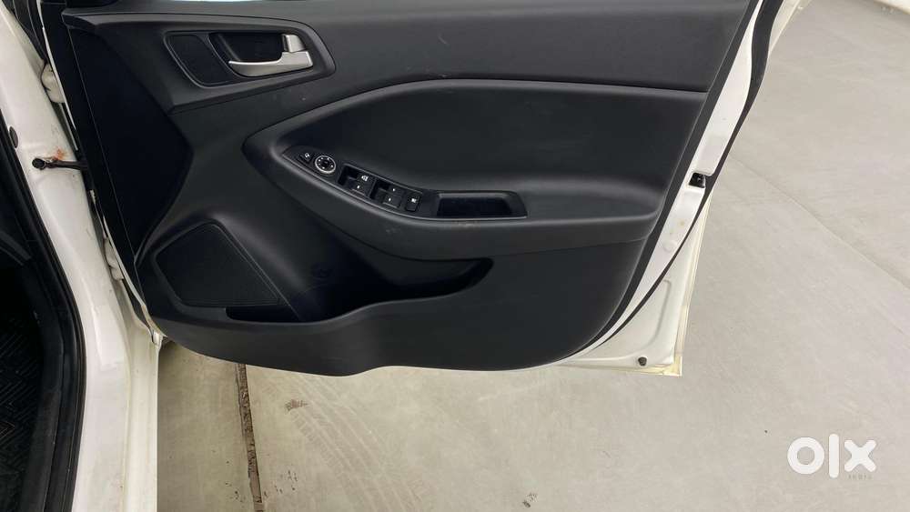 Hyundai Elite I20 Sportz Plus Dual Tone, 2020, Petrol