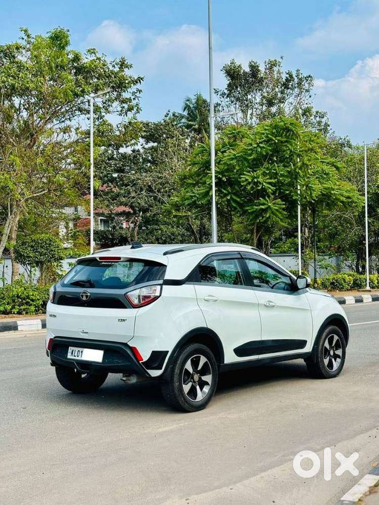 Tata Nexon 1.5 Revotorq Xza Plus, 2019, Petrol