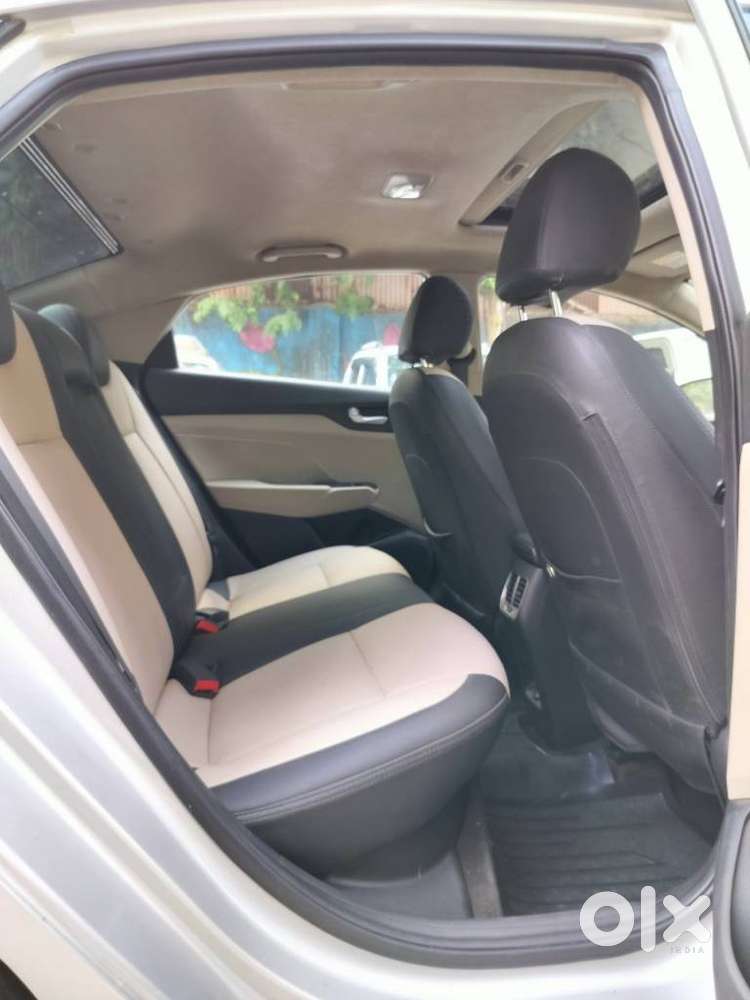 Hyundai Verna 1.6 Sx Crdi, 2017