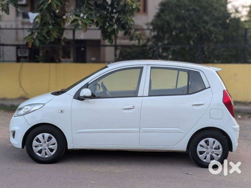Hyundai I10 [ ] 1.2 Sportz At, 2011, Petrol