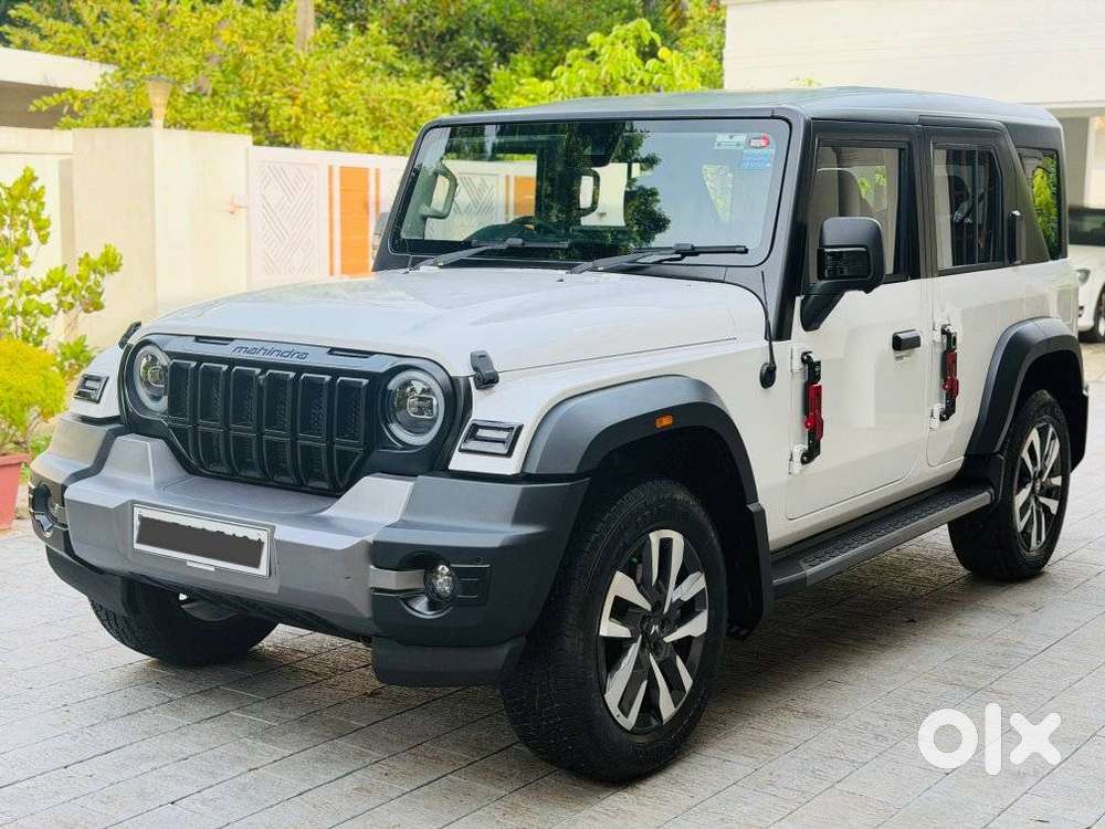 Mahindra Thar Roxx Ax7l Rwd At, 2026, Petrol