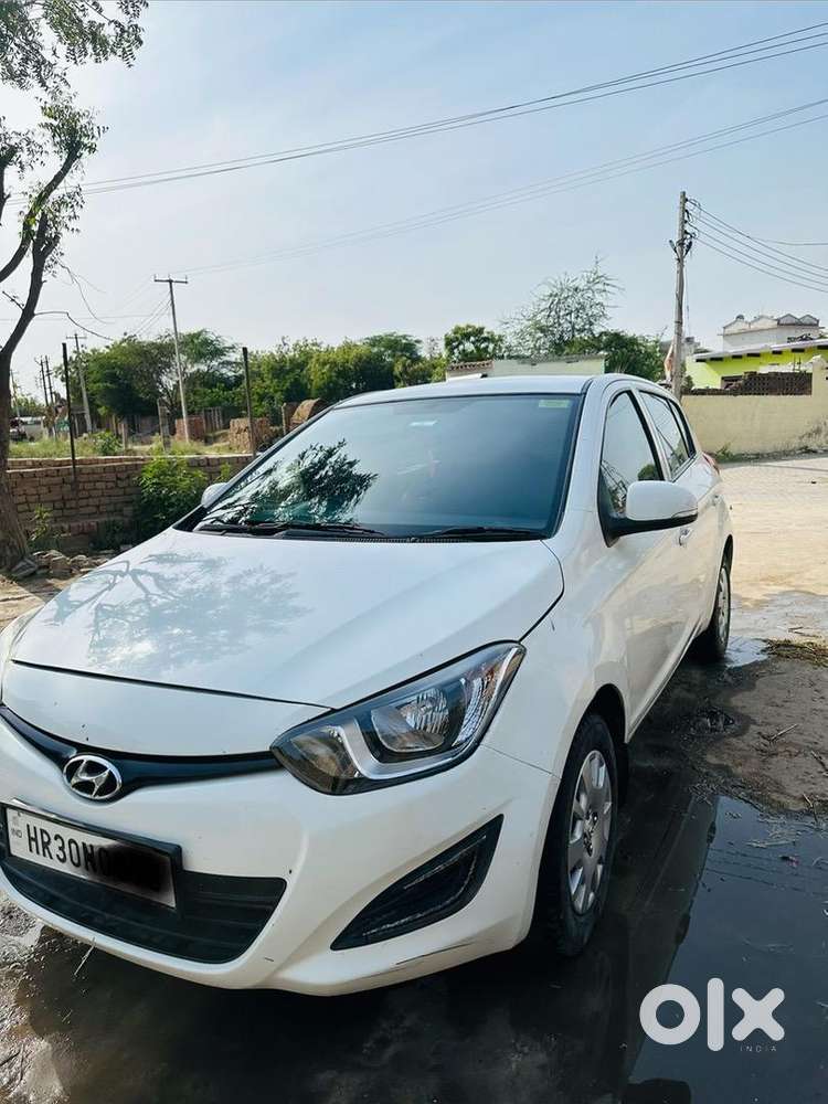Hyundai I20 2014 Diesel 102800 Km Driven