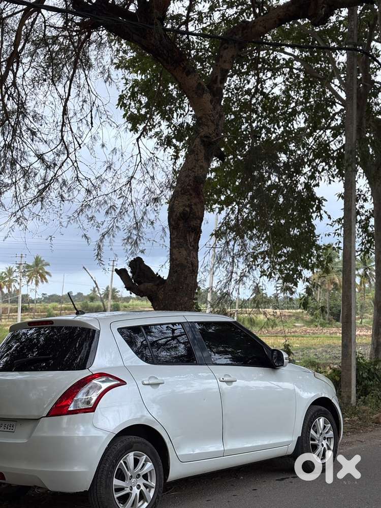 Maruti Suzuki Swift 2012