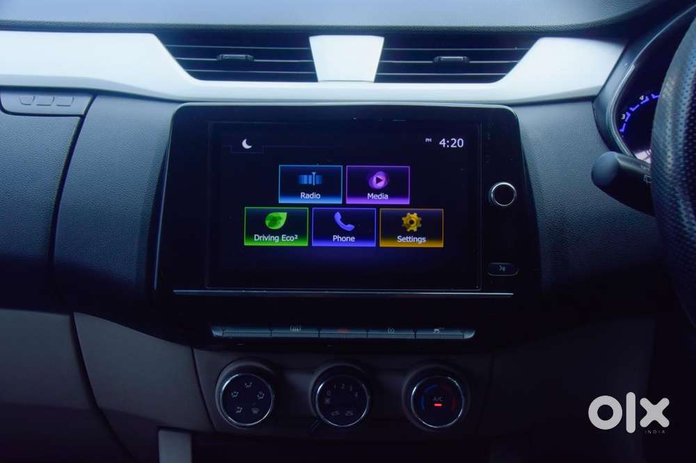 Renault Triber Rxz, 2023, Petrol