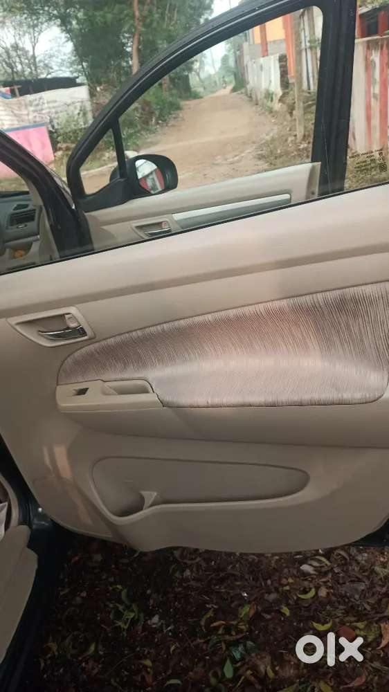 Maruti Suzuki Ertiga 2012 Model Zdi
