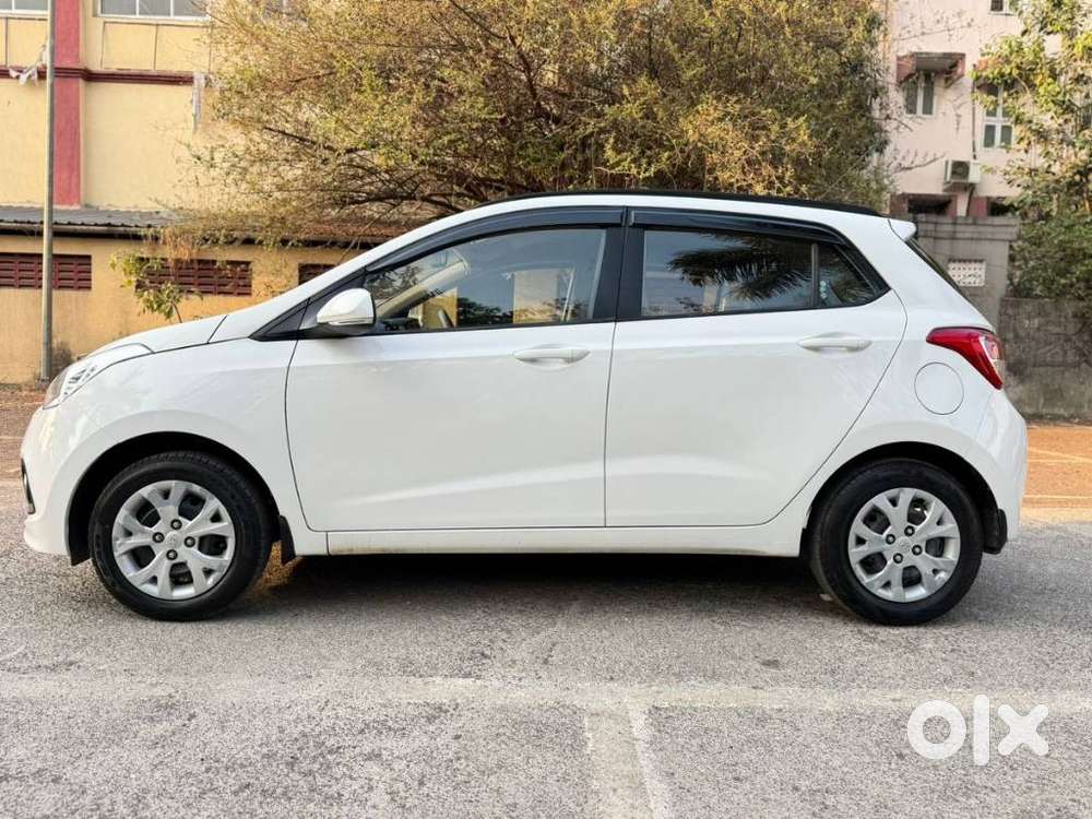 Hyundai Grand I10 1.2 Kappa Sportz, 2017, Petrol