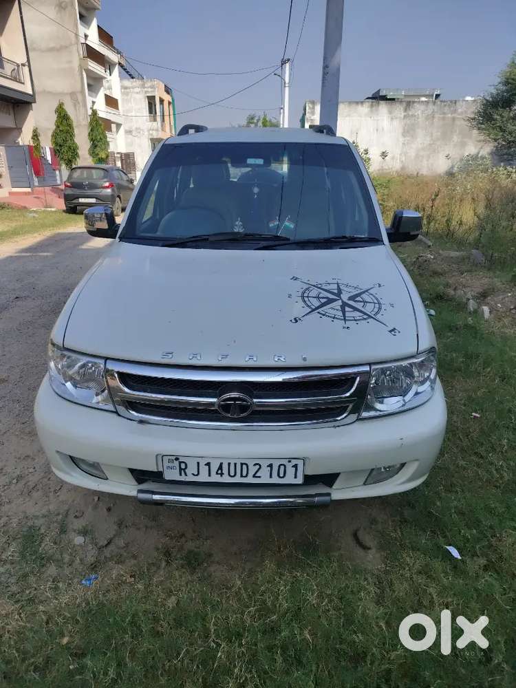 Tata Safari Dicor 2011