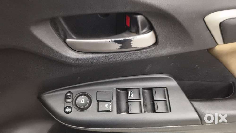 Honda Jazz 1.2 V I Vtec, 2016, Petrol