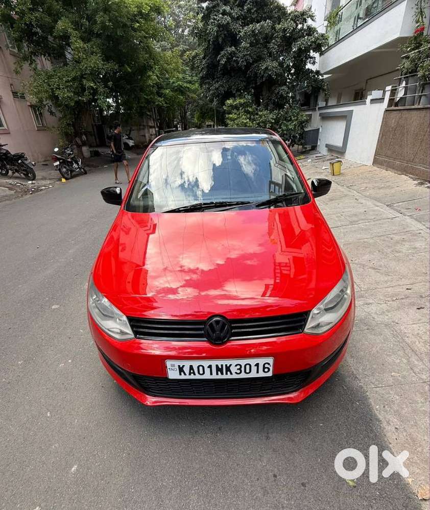 Volkswagen Polo Petrol Highline 1.6l, 2011, Petrol