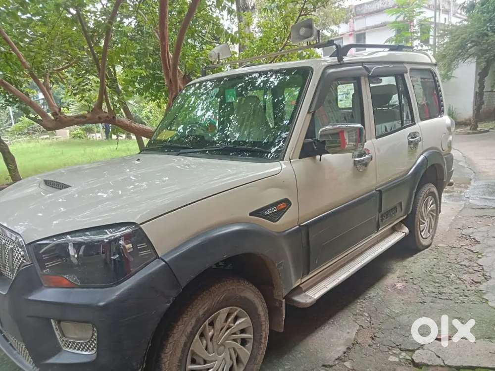 Mahindra Scorpio Classic 2016 Diesel Manual