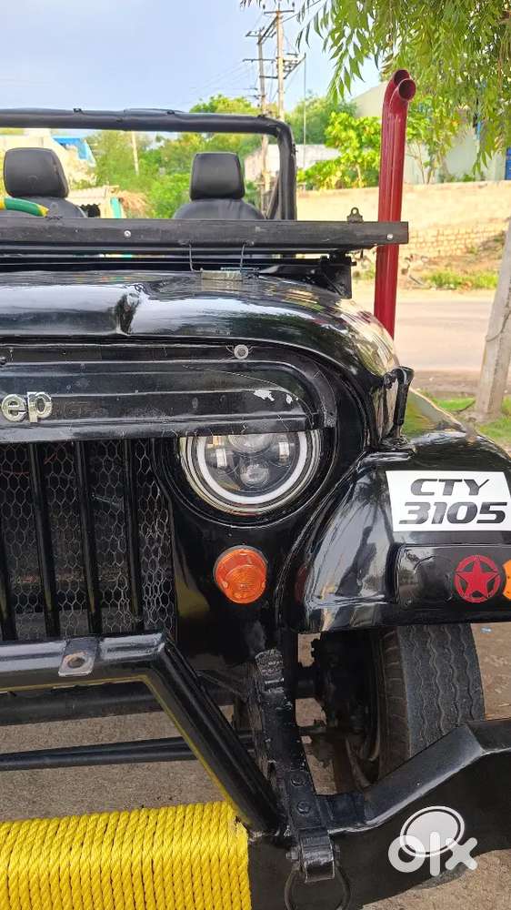 Mahindra Jeep 1989