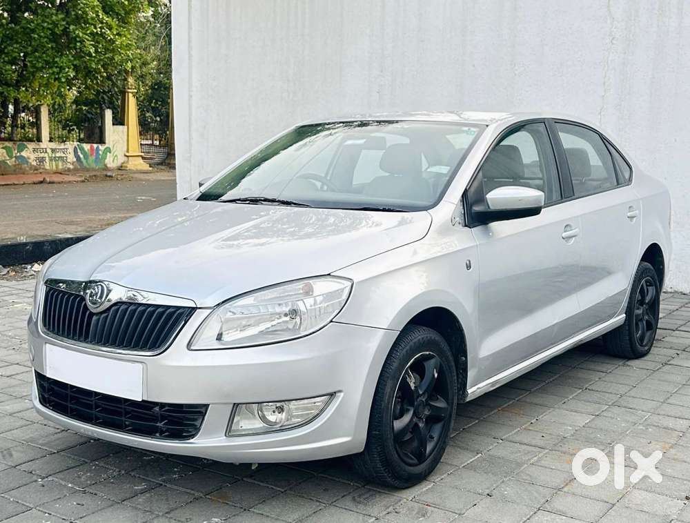Skoda Rapid 2013-2016 1.5 Tdi At Ambition With Alloy Wheel, 2015, Di..