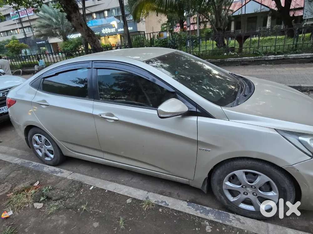 Hyundai Verna 2011 Petrol 750000 Km Driven