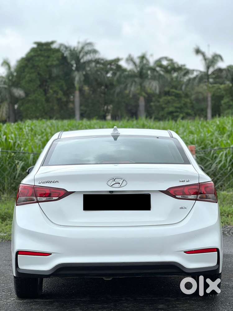 Hyundai Verna 1.6 Crdi Sx Plus At, 2018, Diesel