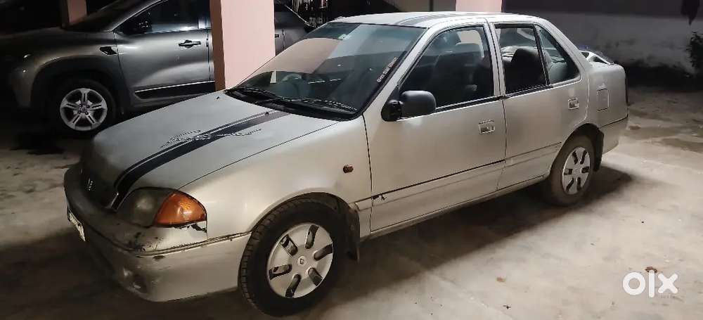 Maruti Suzuki Esteem Lxi 2003