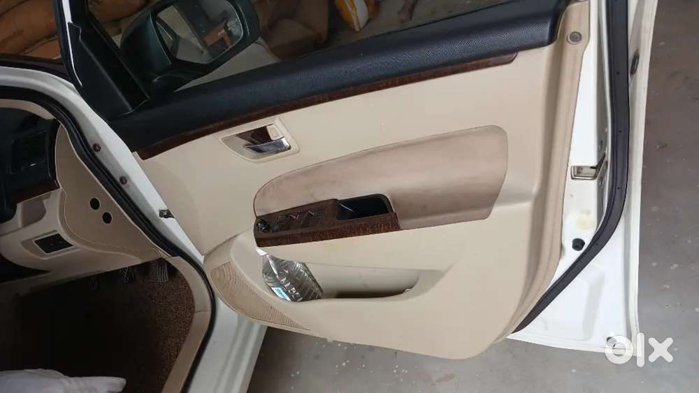 Maruti Suzuki Swift Dzire 2013 Diesel 108000 Km Driven