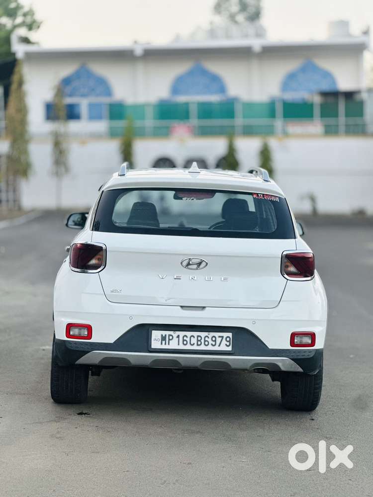 Hyundai Venue 1.5 Crdi Sx (o), 2021, Diesel