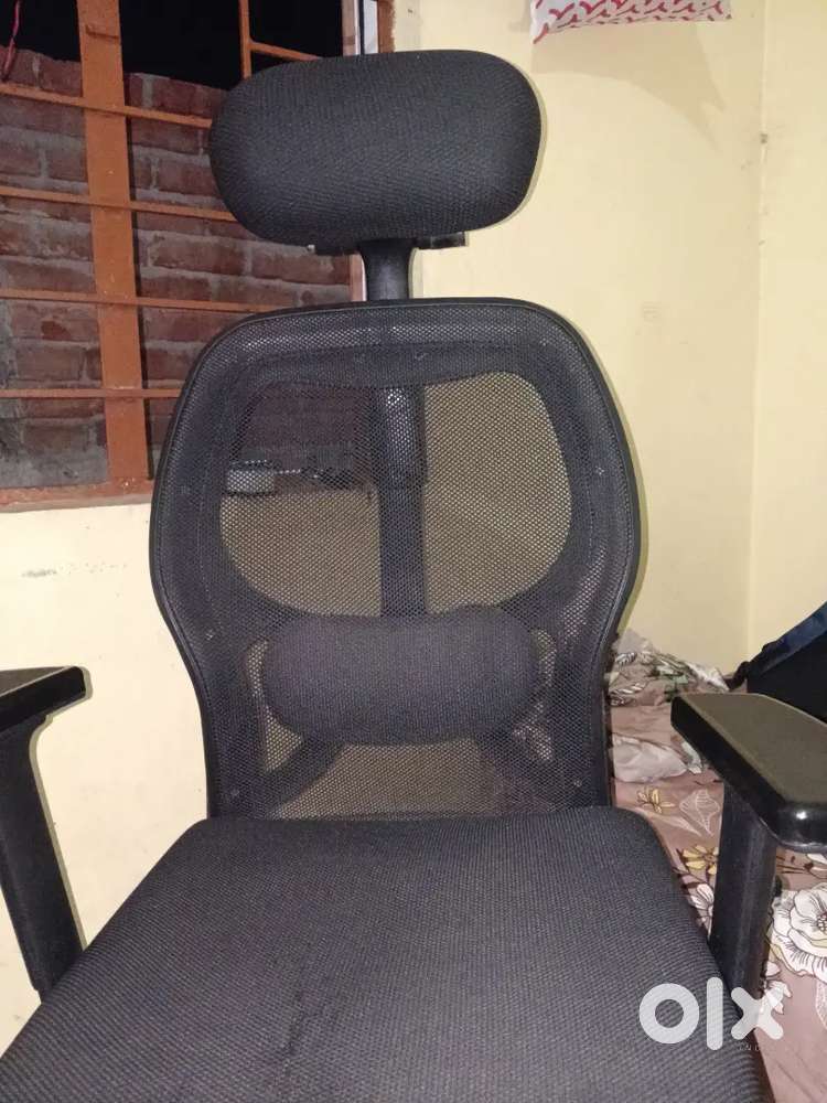 Moving comfortable chair