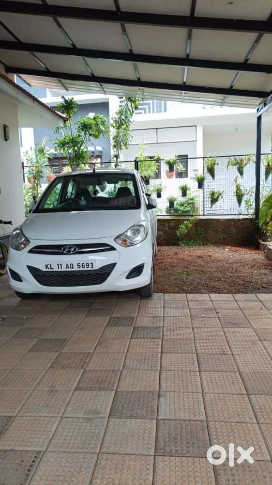 Hyundai I10 2013 Petrol 12900 Km Driven