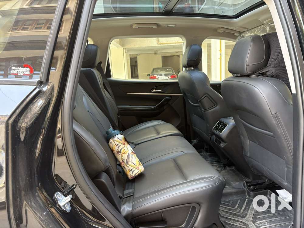 Mahindra Xuv700 2.2 Ax 7 Diesel At Luxury Pack Str, 2025, Diesel