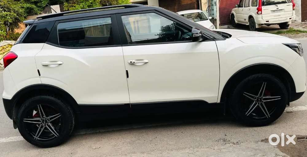 Mahindra Xuv300 Turbosport 2023 Petrol 16000 Km Driven