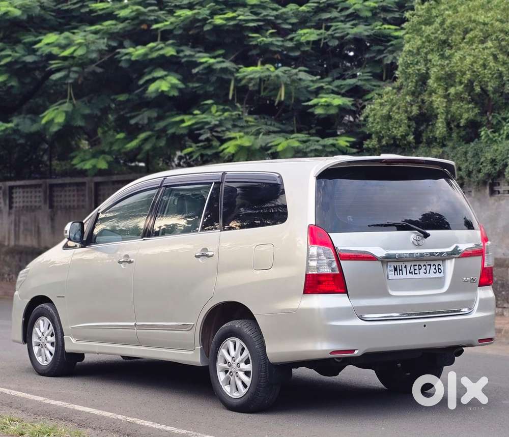 Toyota Innova 2.5 Vx 8 Str Bs-iii, 2014, Diesel