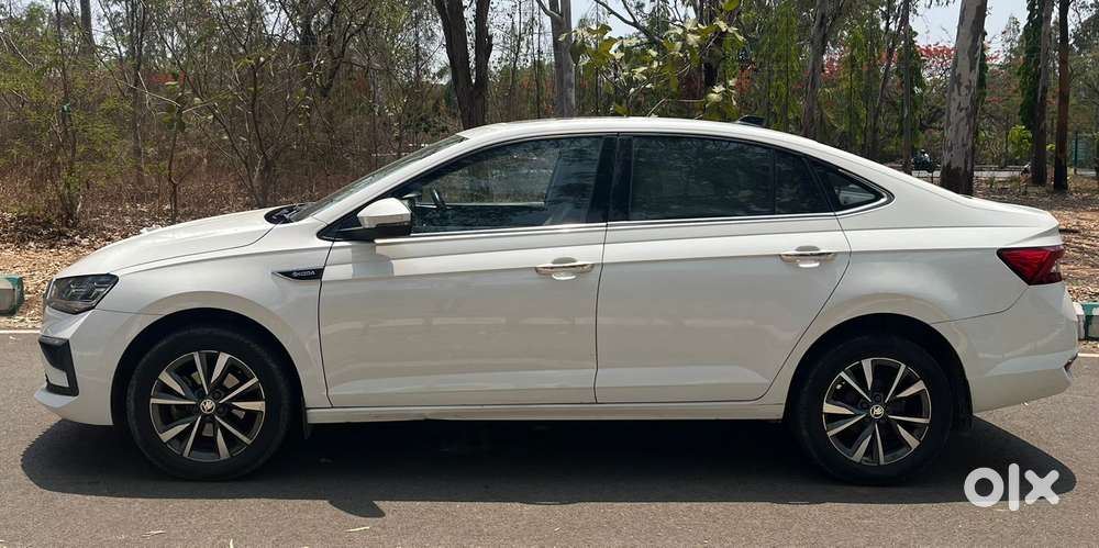 Skoda Slavia 1.0 Tsi Style, 2022, Petrol