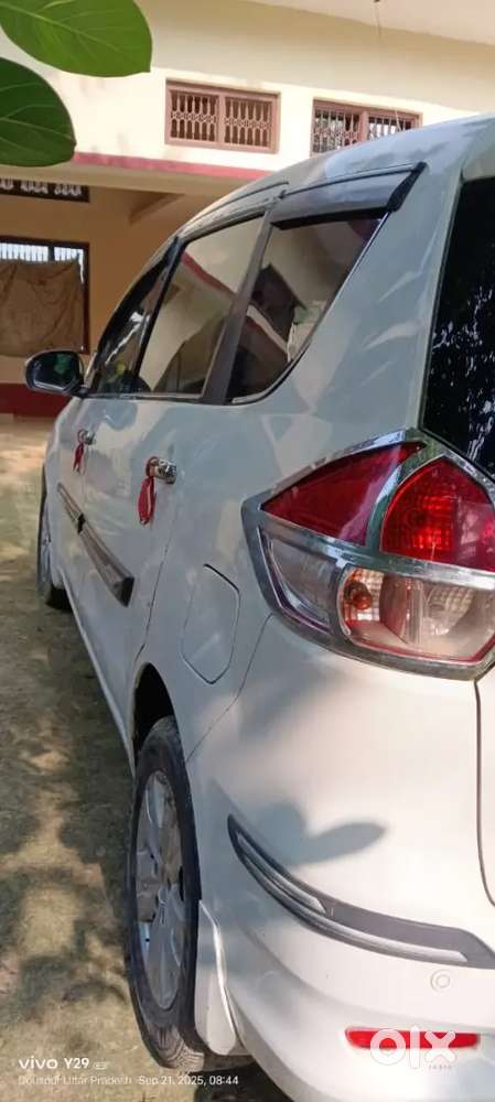 Maruti Suzuki Ertiga 2016 Diesel 100000 Km Driven