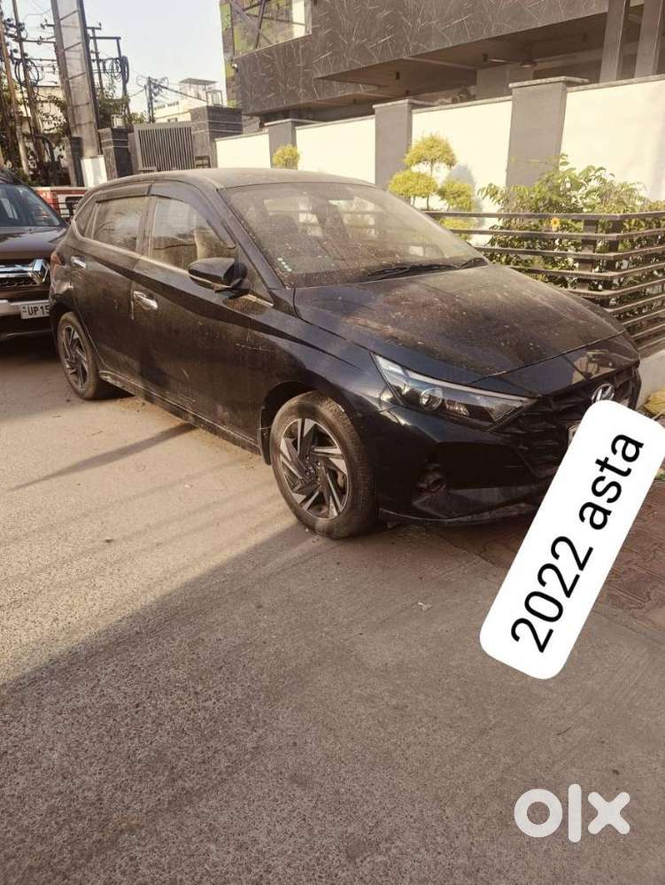 Hyundai New I20 1.5 Asta (o) Mt Dual Tone, 2022, Petrol