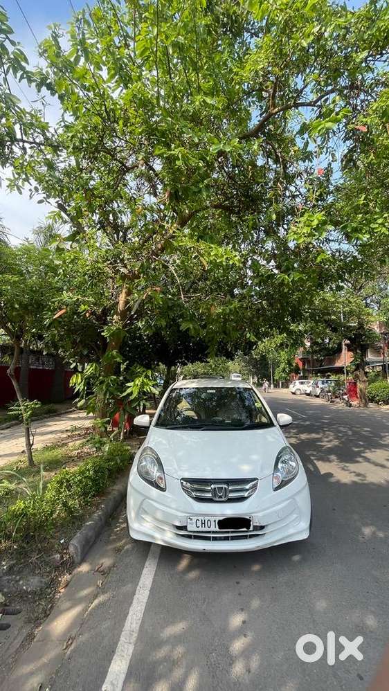 Honda Amaze 2015 Diesel Well Maintained