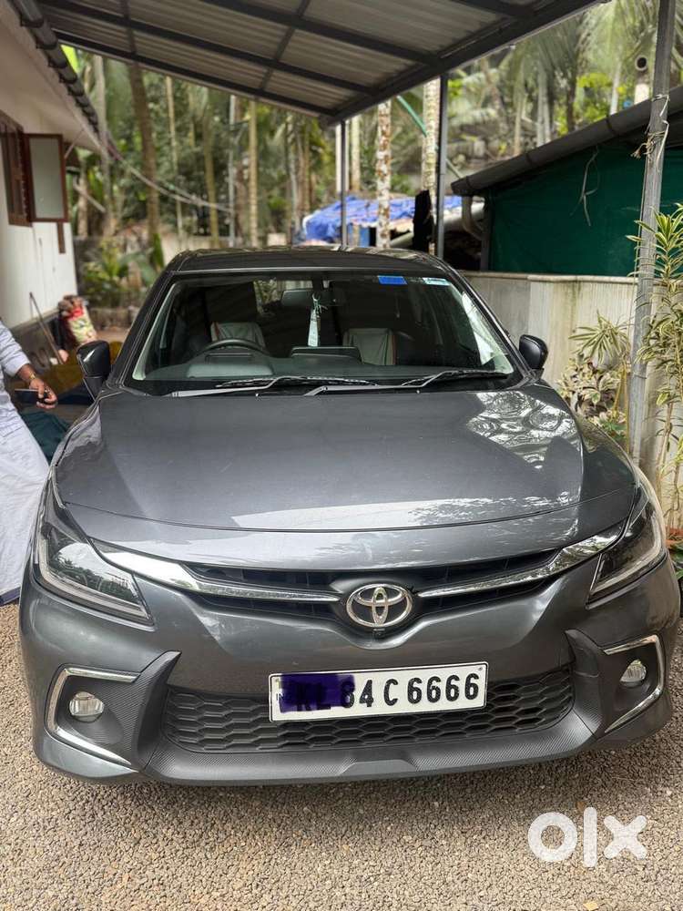 Toyota Glanza 1.2 V Amt, 2024, Petrol