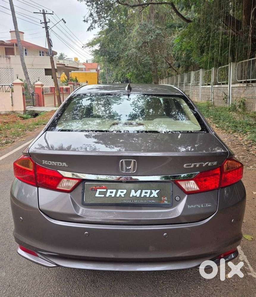 Honda City I-vtec V, 2016, Petrol