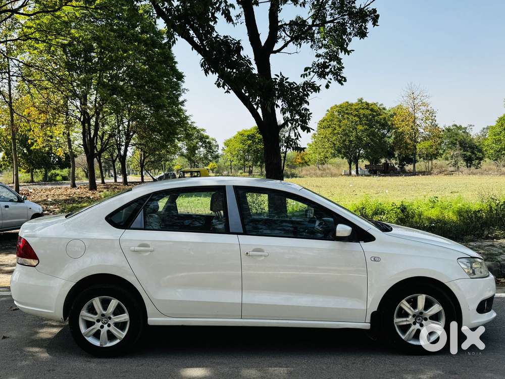 Volkswagen Vento 2010-2013 New Diesel Highline, 2011, Diesel