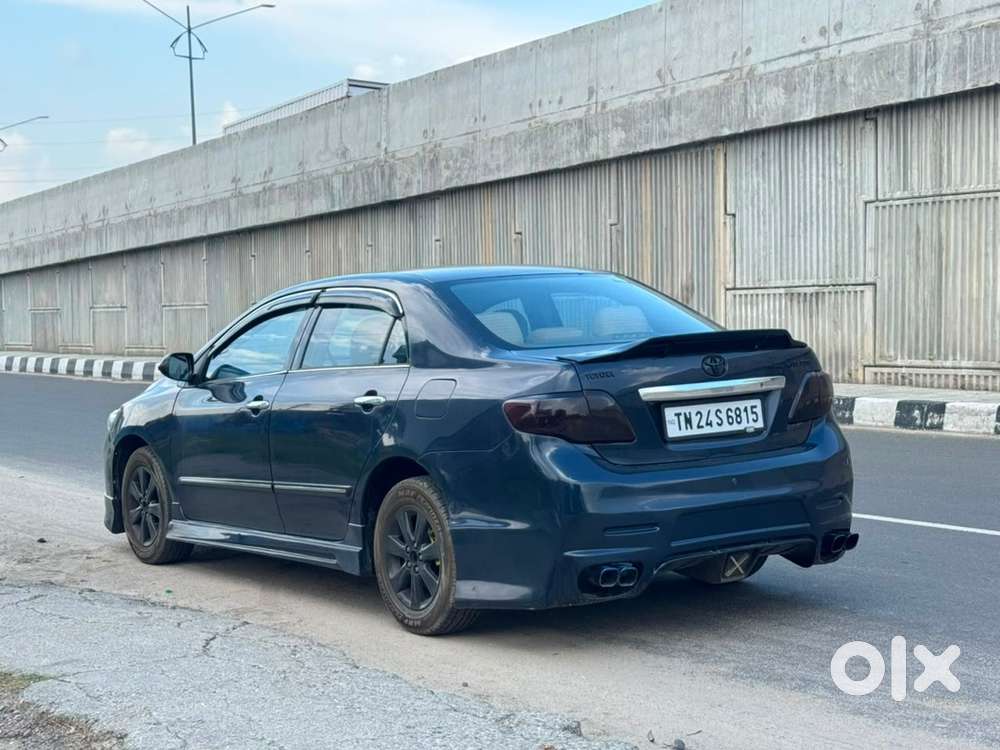 Toyota Corolla Altis 2010