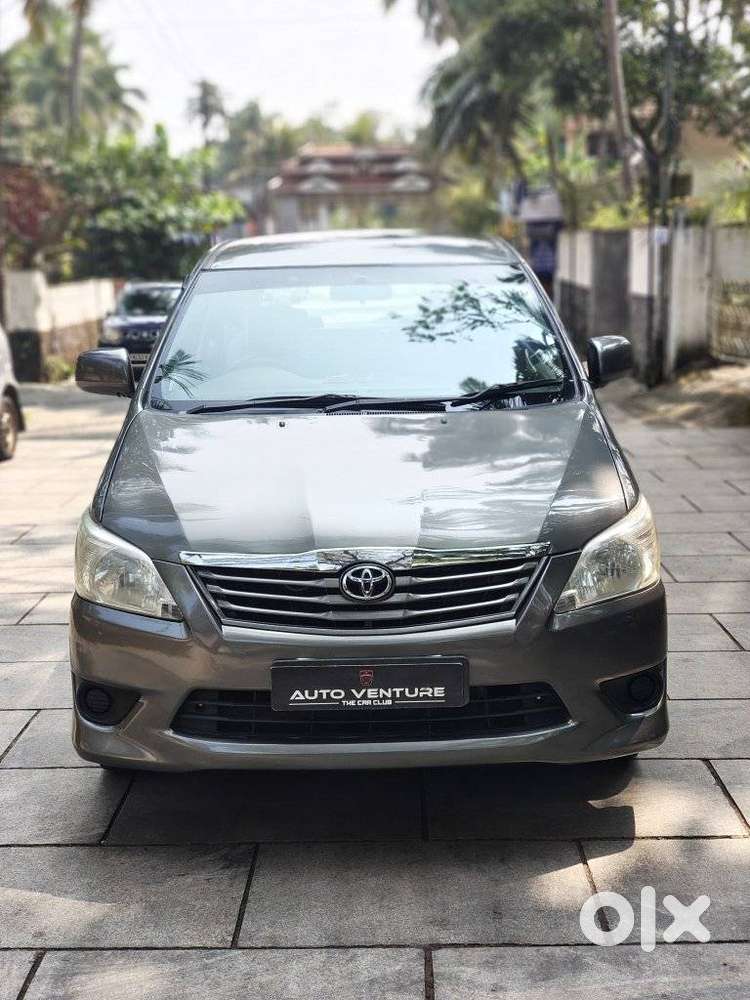Toyota Innova 2012-2013 2.5 Gx (diesel) 8 Seater Bs Iv, 2012, Diesel