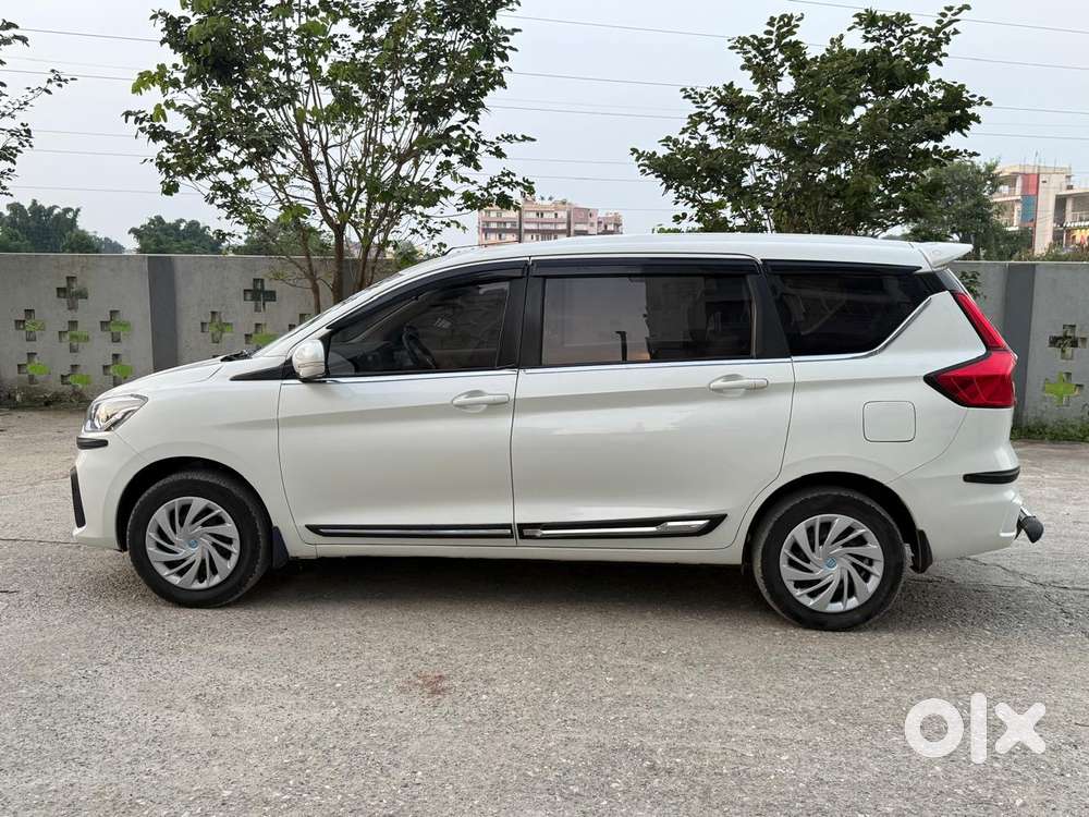 Maruti Suzuki Ertiga 1.5 Vxi, 2024, Petrol