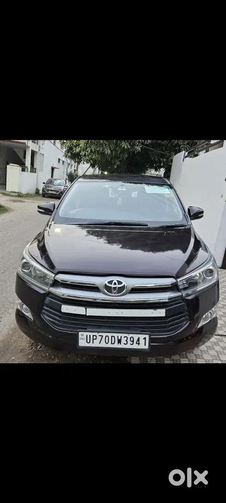 Toyota Innova Crysta 2017