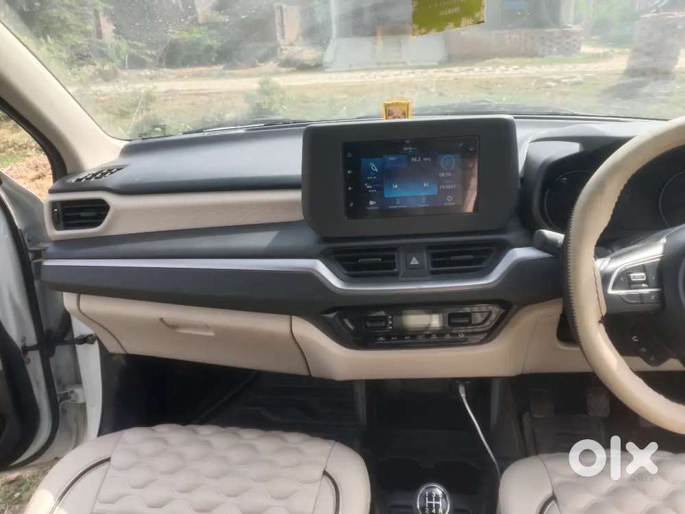 Maruti Suzuki Dzire 2025 Cng & Hybrids 11000 Km Driven