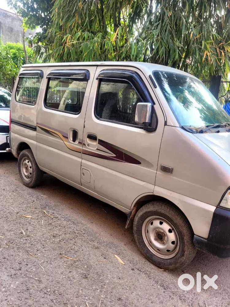 Maruti Suzuki Eeco 2010 Petrol 75000 Km Driven