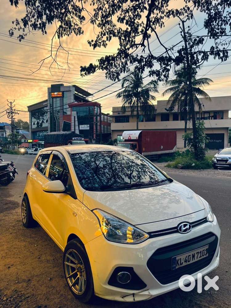 Hyundai Grand I10 2017 Petrol Well Maintained