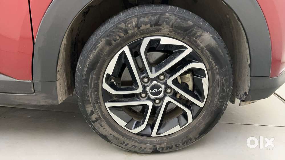 Kia Carens 1.4 Prestige Plus Turbo 7 Str, 2023, Petrol