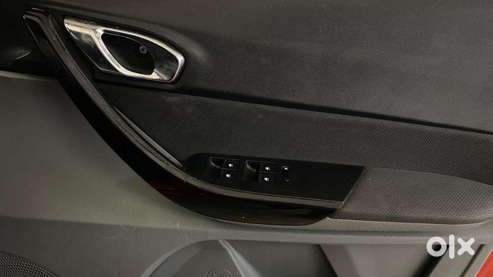 Tata Tigor 1.2 Revotron Xz Option, 2017, Petrol