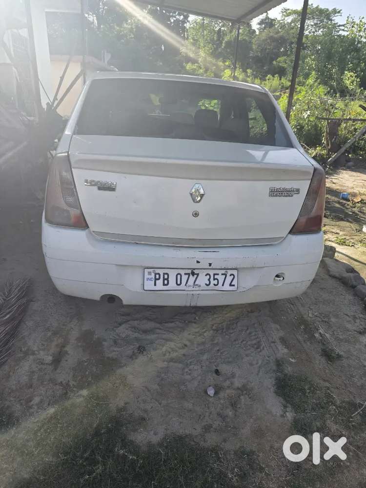 Mahindra Logan 2011 Petrol Well Maintained