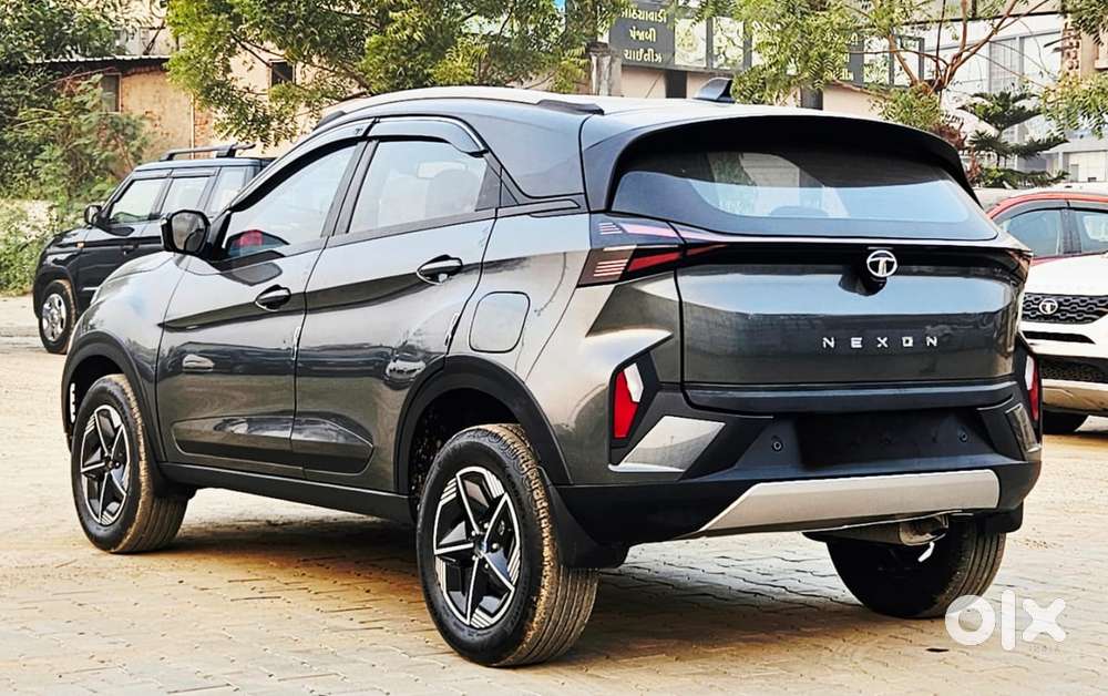 Tata Nexon Fearless Plus (ps)  1.2 Petrol Dca (adas), 2023