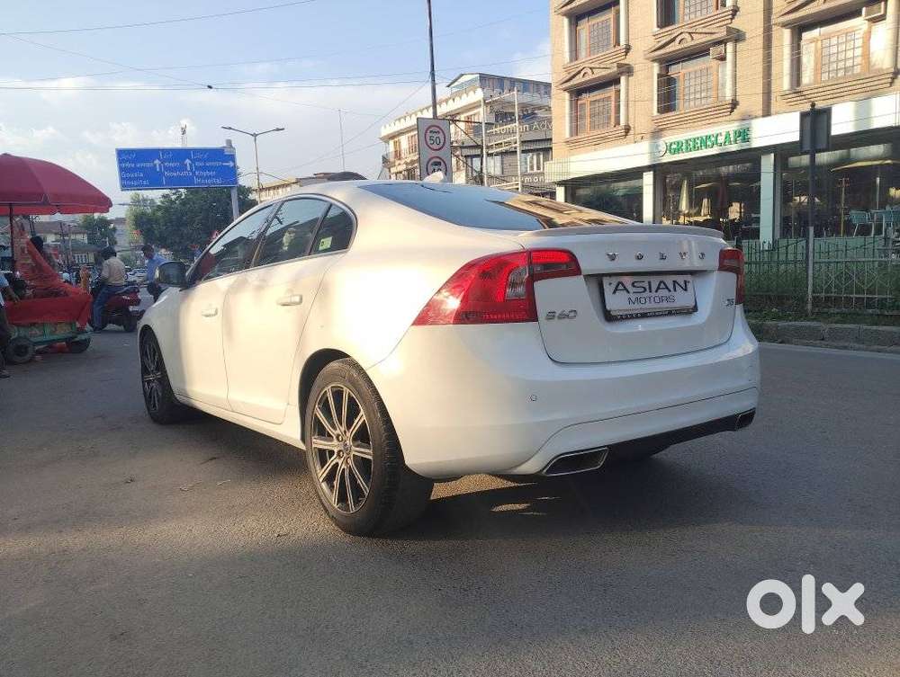 Volvo S60 D5 Inscription, 2016, Diesel