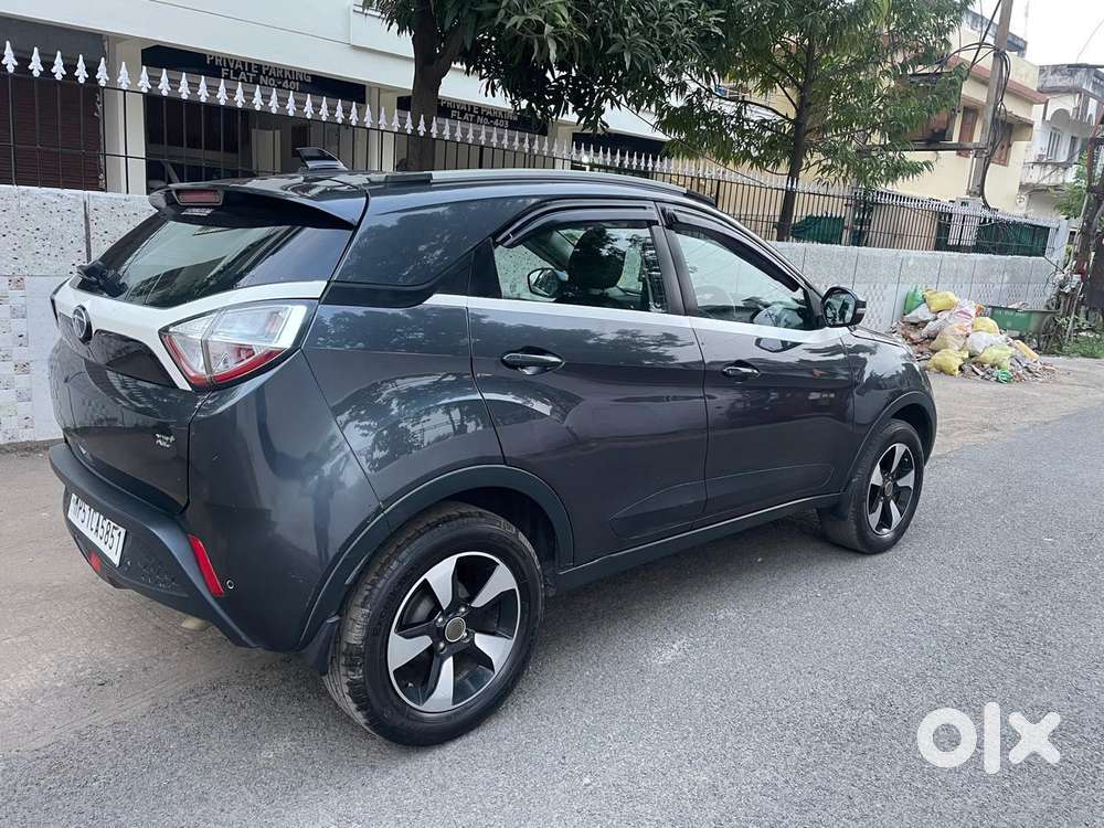 Tata Nexon 1.5 Revotorq Xz Plus Premium, 2019, Petrol
