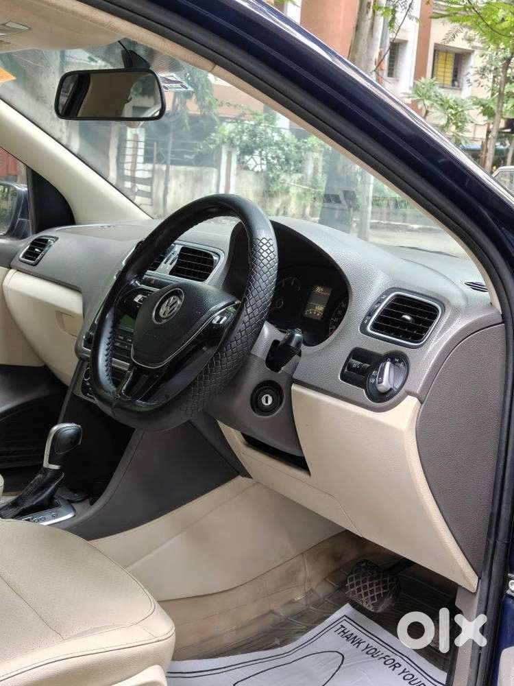 Volkswagen Vento 1.2 Tsi Highline Plus At, 2014, Petrol