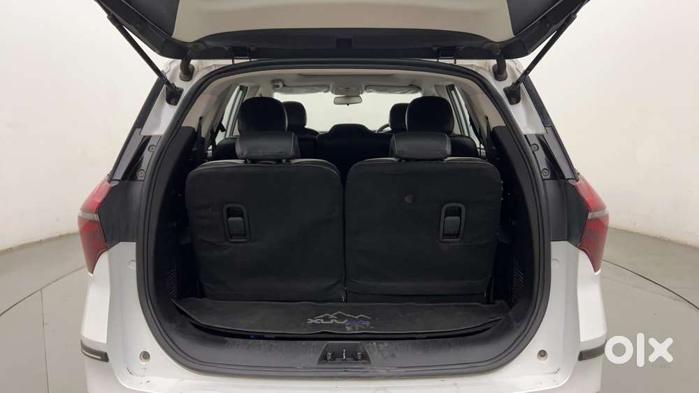 Mahindra Xuv700 2.2 Ax 5 Diesel At 7 Str, 2023, Diesel