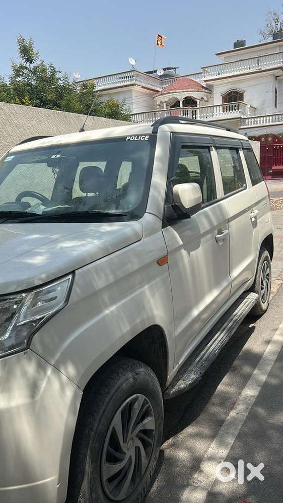 Mahindra Tuv 300 2017 Diesel Well Maintained